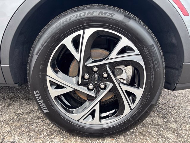 New 2025 Lincoln Nautilus Premier w/ Equipment Group 102A AWD/4WD image 27