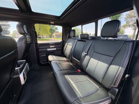 Used 2018 Ford F150 Lariat w/ Equipment Group 502A Luxury AWD/4WD image 29