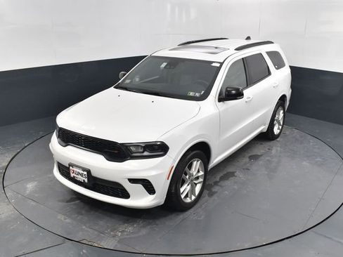 Used 2024 Dodge Durango GT image 43
