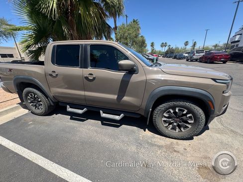 Used 2022 Nissan Frontier Pro-X w/ Technology Package RWD image 3