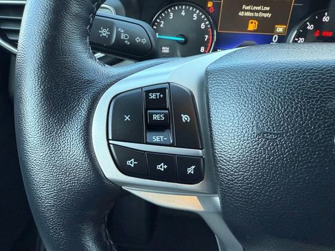 Used 2022 Ford Explorer XLT w/ Equipment Group 202A image 15