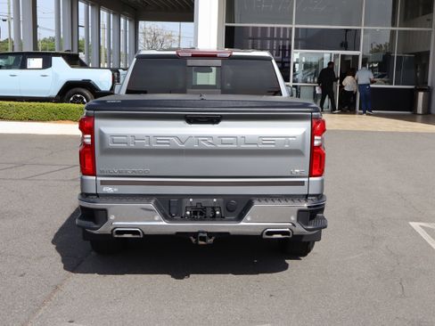 Used 2023 Chevrolet Silverado 1500 LTZ AWD/4WD image 9