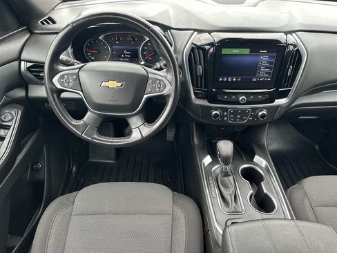Used 2022 Chevrolet Traverse LT AWD/4WD image 18