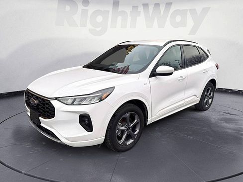 Used 2023 Ford Escape ST-Line Select image 1