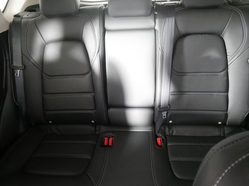 New 2025 MAZDA CX-5 AWD 2.5 S w/ Preferred Package image 3