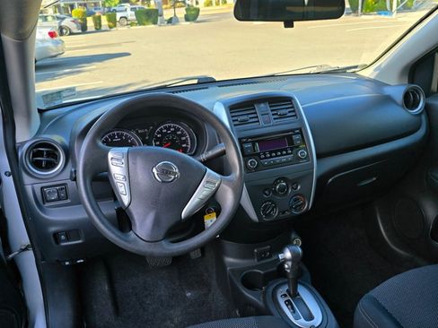 Used 2017 Nissan Versa SV FWD image 7