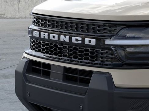 New 2025 Ford Bronco Sport Outer Banks w/ Outer Banks Tech Package+ AWD/4WD image 17