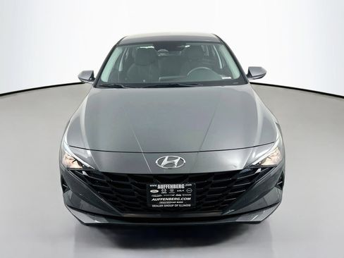Used 2023 Hyundai Elantra Blue FWD image 2