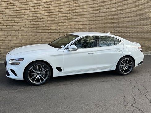 Used 2025 Genesis G70 2.5T AWD/4WD image 27
