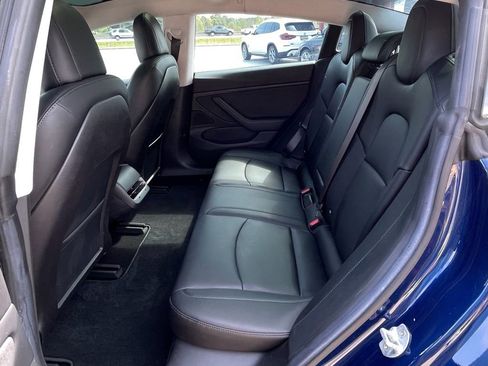 Used 2017 Tesla Model 3 Long Range image 31