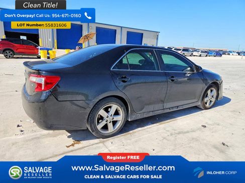 Used 2014 Toyota Camry SE FWD image 4
