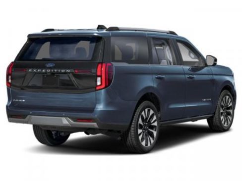 New 2026 Ford Expedition Platinum image 2