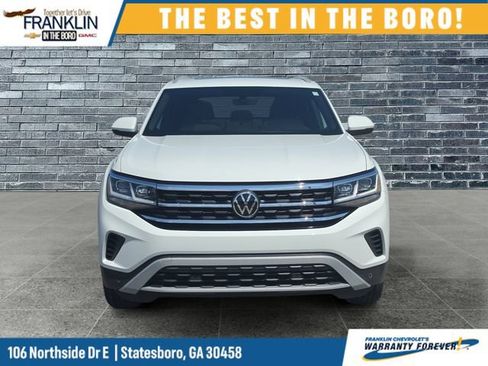 Used 2022 Volkswagen Atlas Cross Sport SE w/ Panoramic Sunroof Package FWD image 9