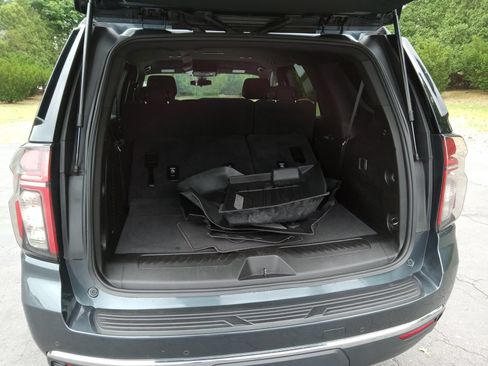 Used 2021 Chevrolet Tahoe LS AWD/4WD image 25