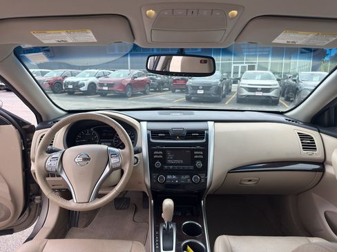Used 2014 Nissan Altima 2.5 SL FWD image 28