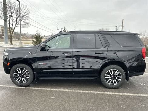 Used 2021 GMC Yukon AT4 image 2