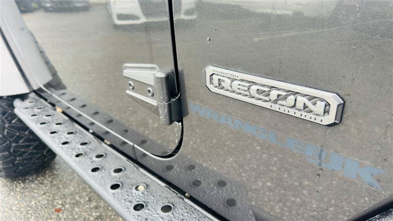 Used 2018 Jeep Wrangler Rubicon AWD/4WD image 15