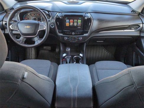 Used 2018 Chevrolet Traverse LT image 19