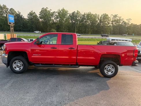 Used 2019 Chevrolet Silverado 2500 W/T w/ WT Convenience Package RWD image 4