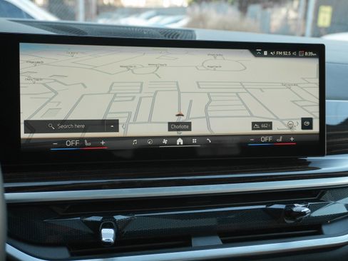 Used 2025 BMW X5 xDrive40i w/ Executive Package image 20