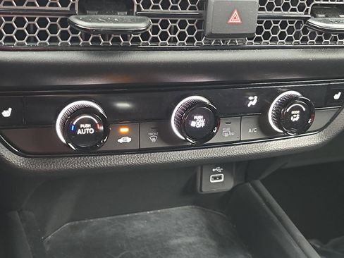 Certified 2023 Honda HR-V Sport image 23