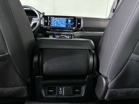 Used 2023 Chevrolet Silverado 1500 LT AWD/4WD image 22