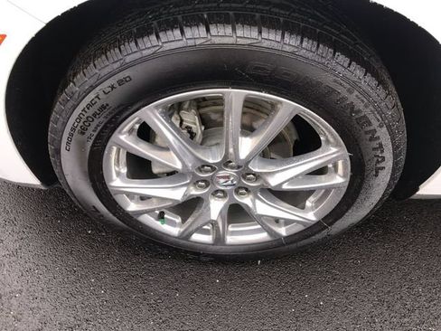 Used 2023 Buick Enclave Essence w/ Experience Buick Package AWD/4WD image 10