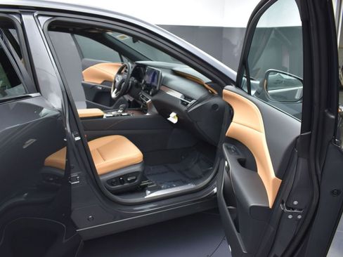 New 2025 Lexus RX 350 image 10