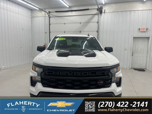 Used 2022 Chevrolet Silverado 1500 Custom Trail Boss AWD/4WD image 7