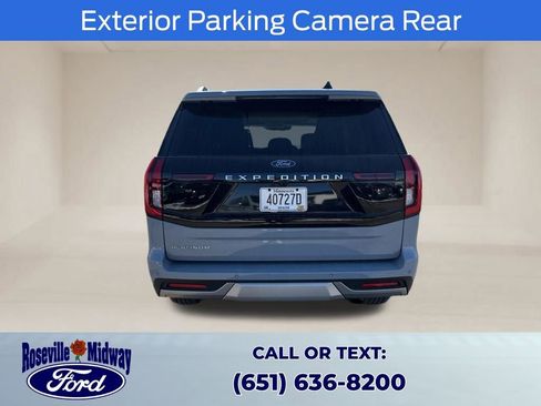 Used 2025 Ford Expedition Platinum image 7