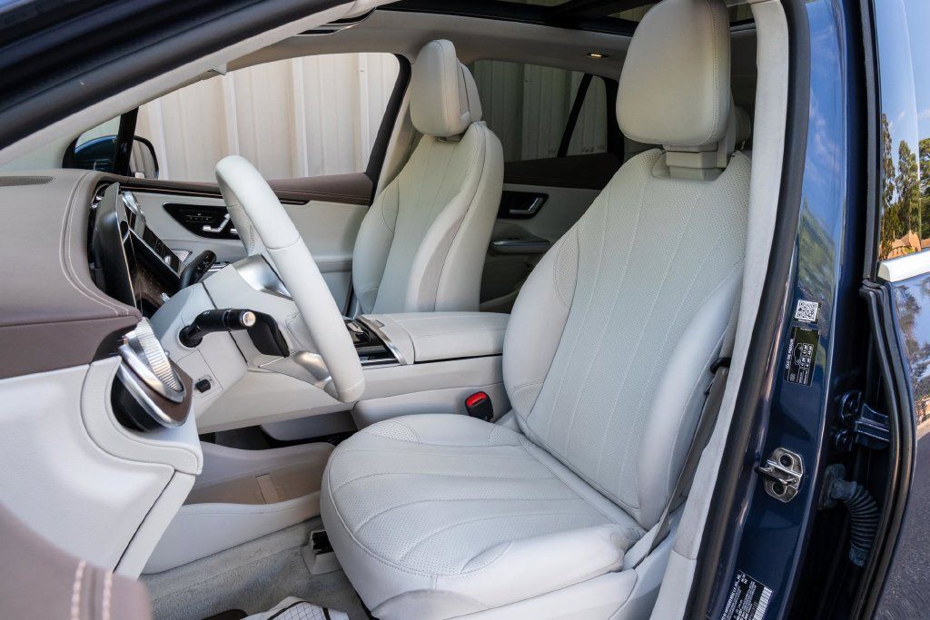 Used 2023 Mercedes-Benz EQE 350+ 4MATIC SUV image 16