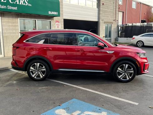 Used 2022 Kia Sorento SX w/ Panoramic Sunroof Package image 8