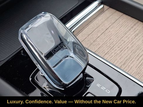 Used 2026 Volvo XC60 B5 Plus w/ Protection Package Premier AWD/4WD image 12