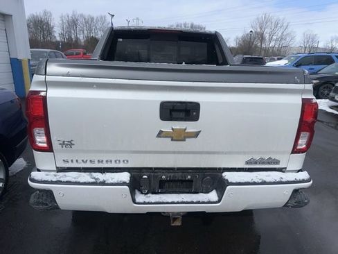 Used 2017 Chevrolet Silverado 1500 High Country w/ High Desert Package image 5