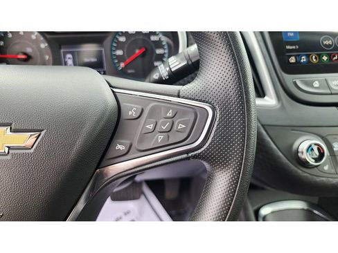 Used 2025 Chevrolet Malibu LT image 24