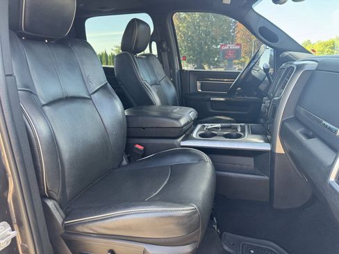 Used 2017 RAM 3500 Laramie Longhorn AWD/4WD image 15