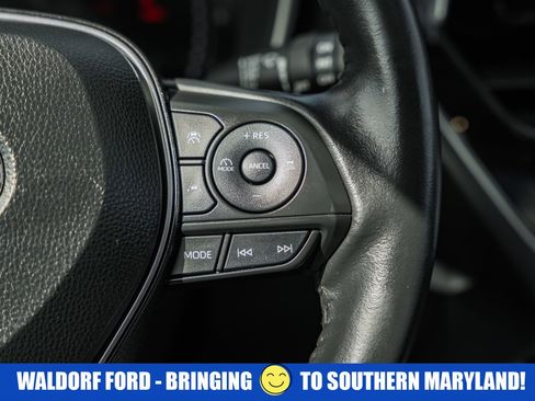 Used 2023 Toyota Corolla Cross XLE w/ Convenience Package image 31