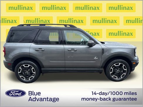 Used 2022 Ford Bronco Sport Outer Banks image 2