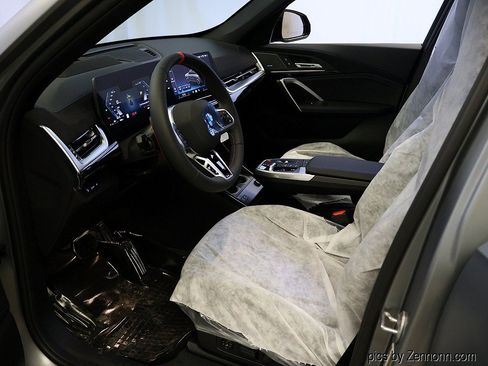 New 2026 BMW X1 M35i w/ Technology Package AWD/4WD image 11