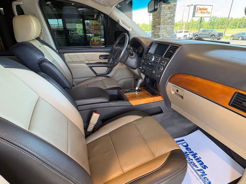 Used 2015 Nissan Armada Platinum w/ Platinum Reserve Package AWD/4WD image 29