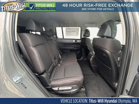 New 2026 Hyundai Santa Fe SE image 11