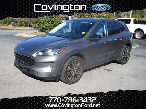 Used 2021 Ford Escape SE w/ SE Sport Appearance Package image 1