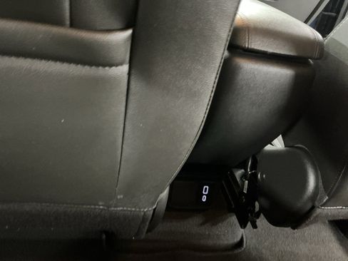 Used 2024 Buick Encore GX Sport Touring image 12