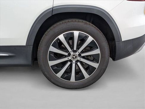 Used 2023 Mercedes-Benz GLB 250 image 21