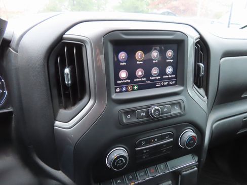 Used 2022 Chevrolet Silverado 1500 Custom image 20