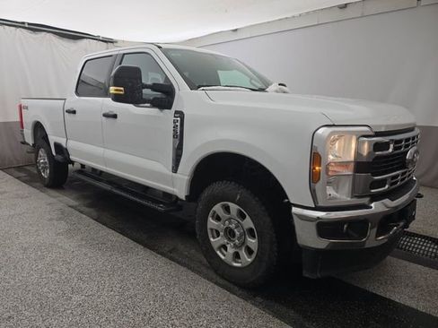 Used 2024 Ford F250 XLT image 11