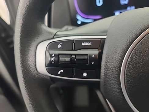Used 2025 Kia Sportage LX AWD/4WD image 27