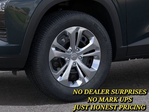 New 2026 Chevrolet Trax LS FWD image 9