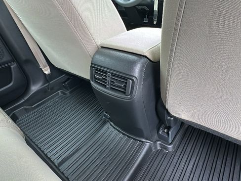 Used 2017 Honda CR-V LX image 26