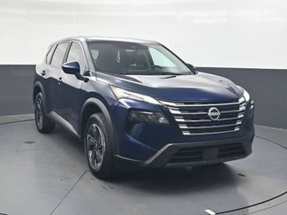 Used 2025 Nissan Rogue SV FWD video 2